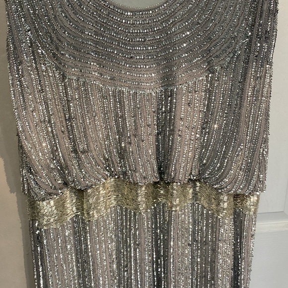 Dress - Picture 3 of 7